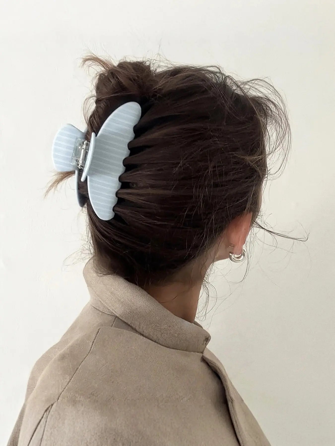 1Pc Striped Hair Clip, Casual Style Large Hair Clip, Available in Blue & Pink, Super Cute Clip for Women, Fashion Hair Accessory for Daily and Vacation Use, Hairstyle Accessory